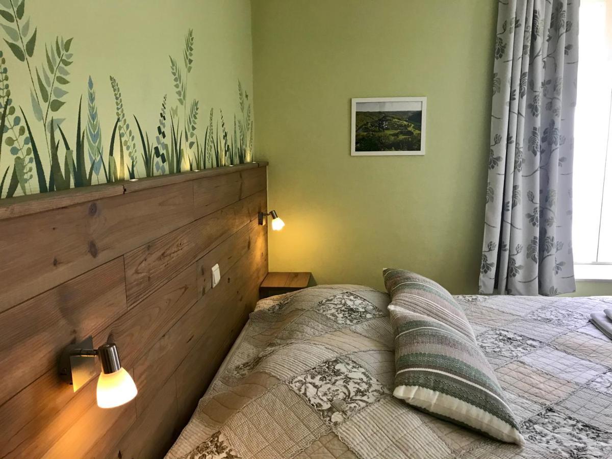 Taos B&B Vresse-sur-Semois Bagian luar foto