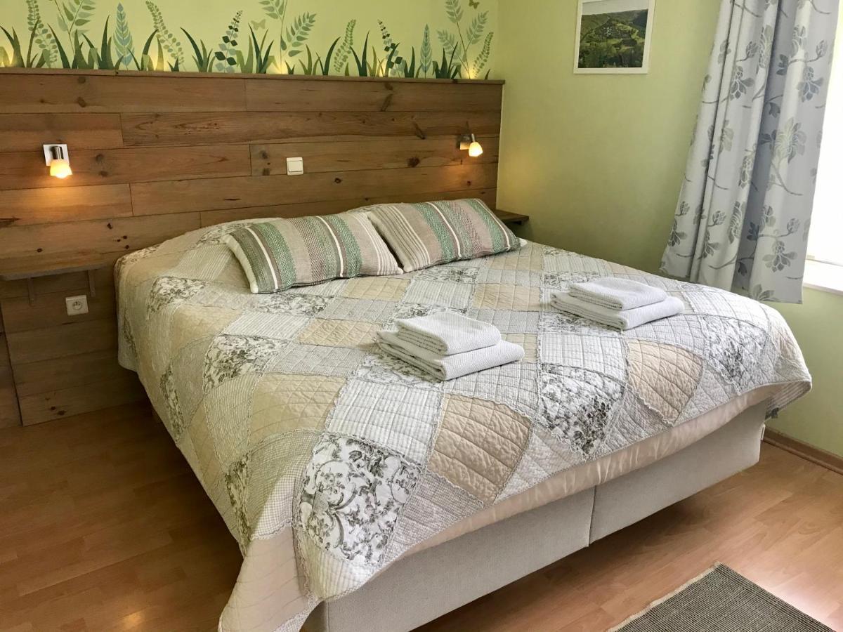 Taos B&B Vresse-sur-Semois Bagian luar foto