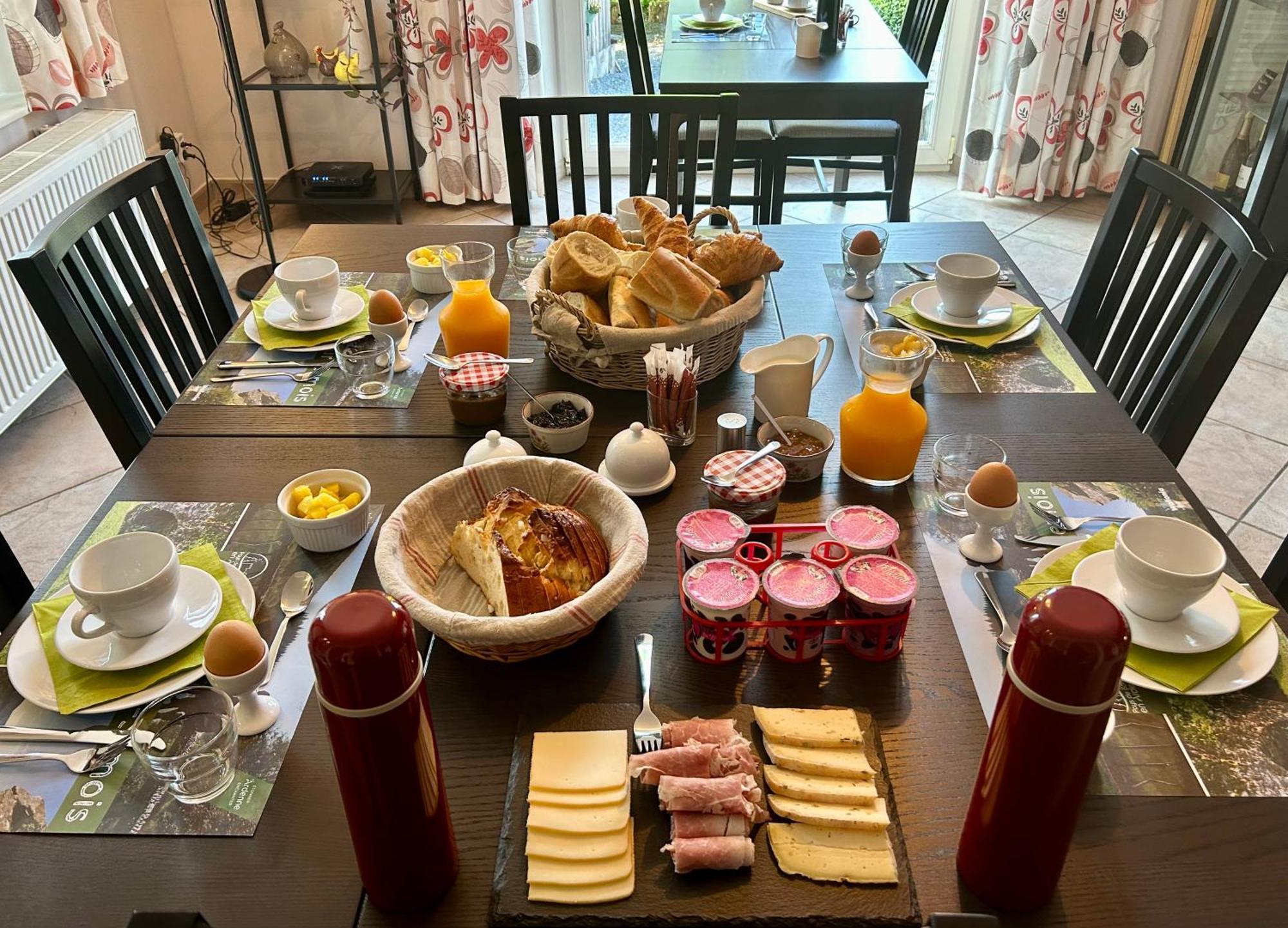 Taos B&B Vresse-sur-Semois Bagian luar foto